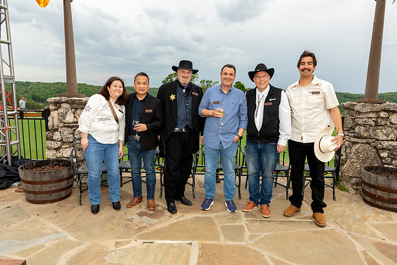 IMG-3954