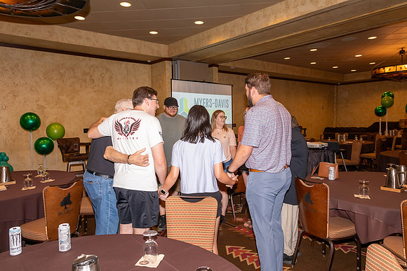 IMG-3041